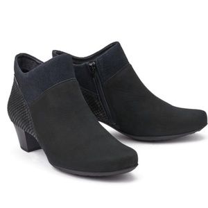 NEW Mephisto “Michaela” Black Leather Ankle Boot NWT Women size 6